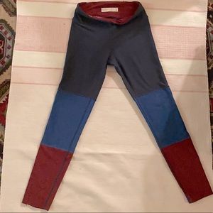 Out Door Voices Springs 7/8 striped legging